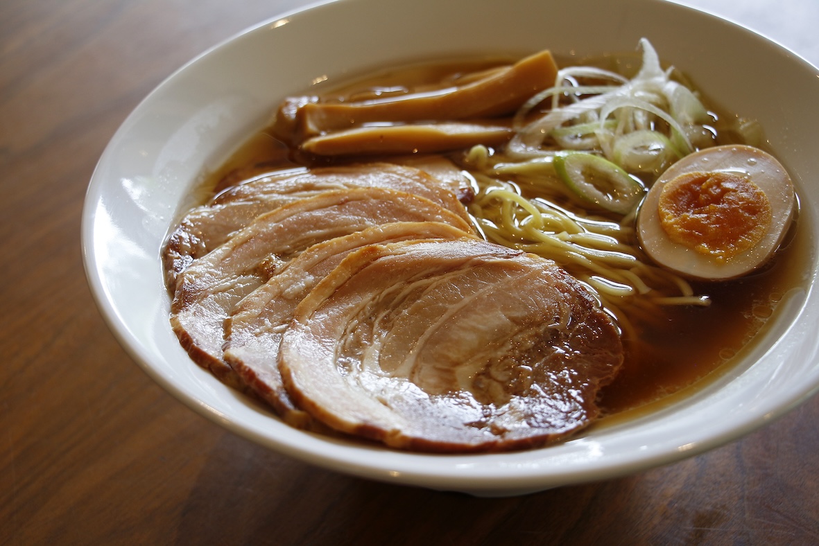 食堂のラーメン